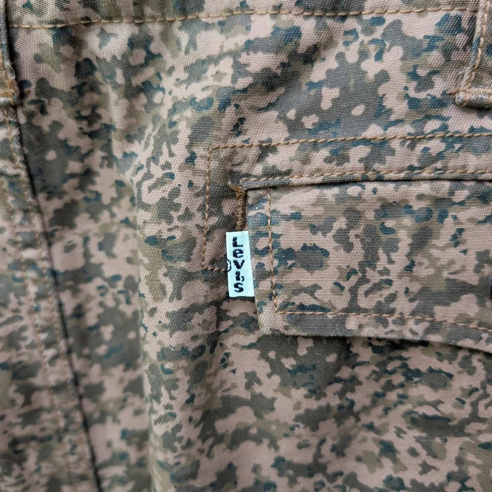 Levis Cargo Shorts Mens 42 Green Brown Digital Camo Utility